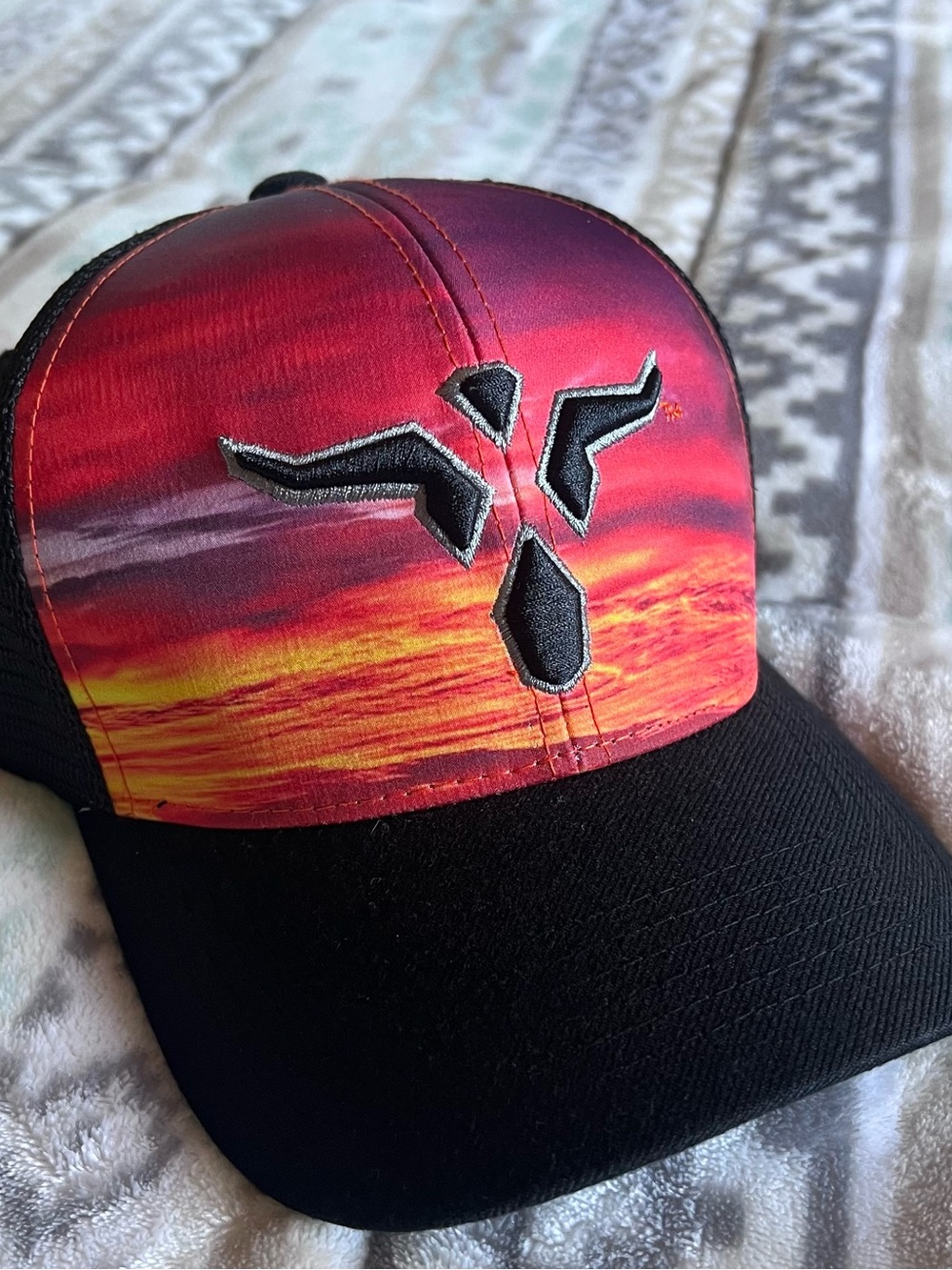 Wrangler 20x Sunset Trucker Hat